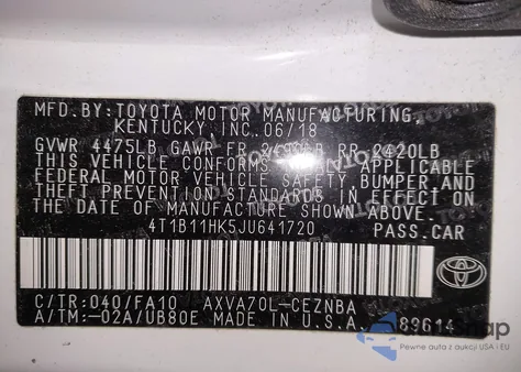 2018 Toyota Camry Le z USA, uszkodzony, nr VIN 4T1B11HK5JU641720